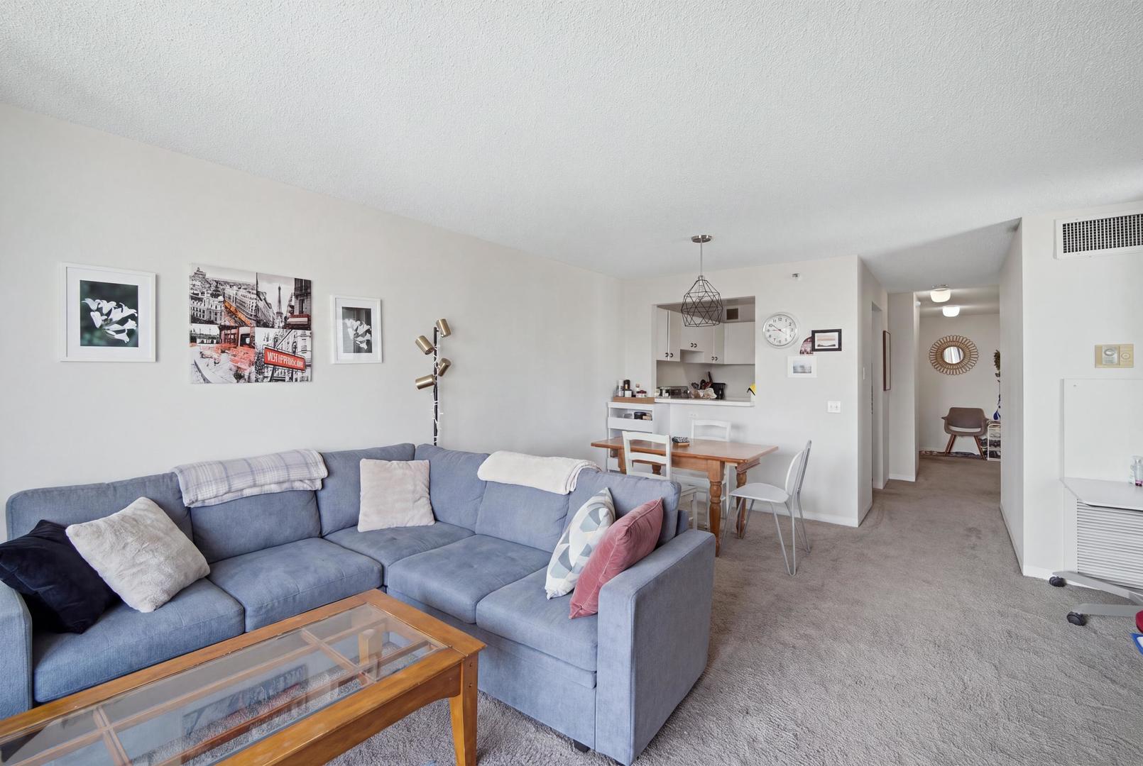 3660 N Lake Shore Drive 1506 Property Photo 11