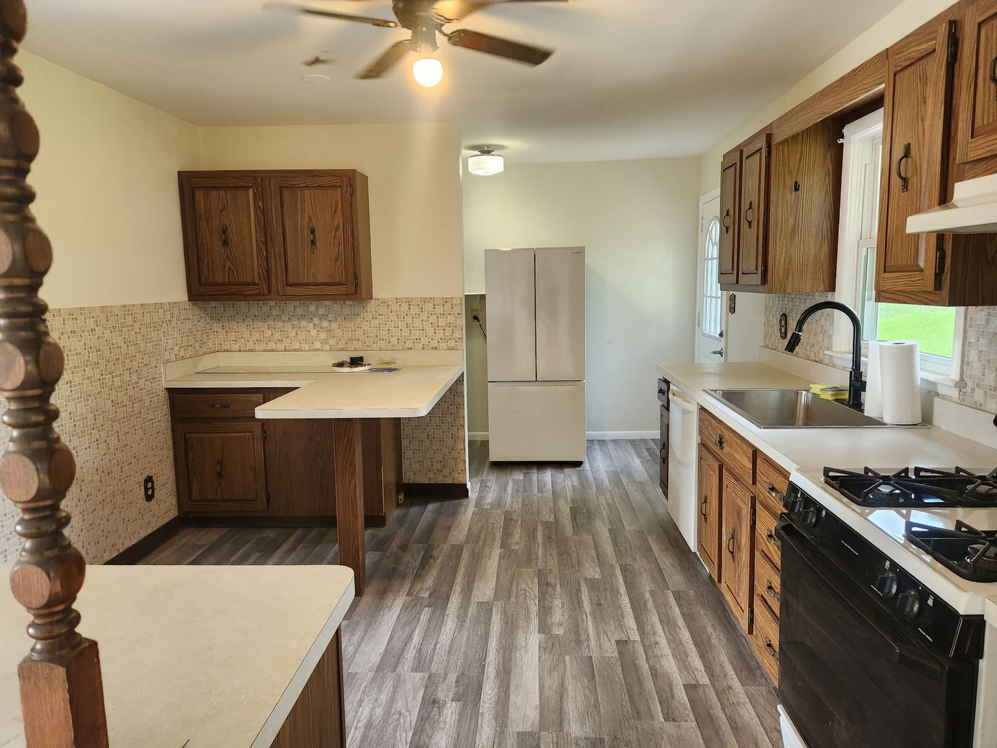 914 Oakleaf Avenue Property Photo 7