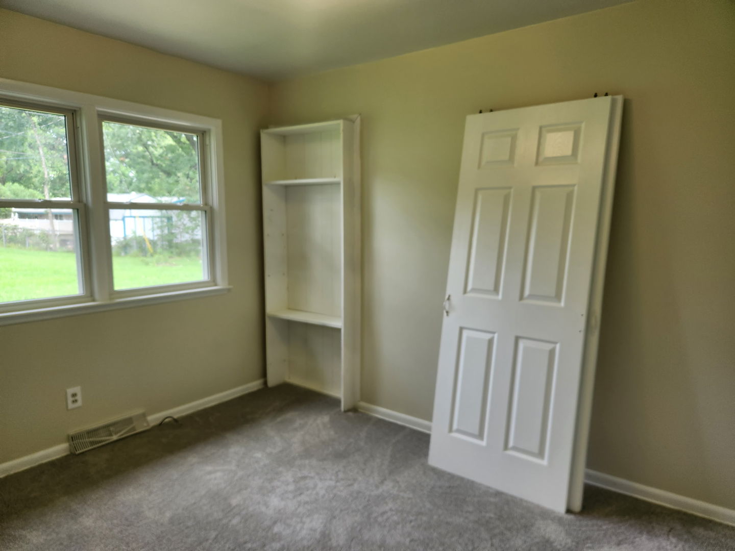 914 Oakleaf Avenue Property Photo 12