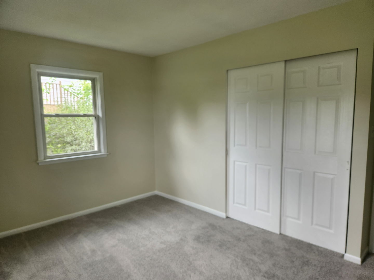 914 Oakleaf Avenue Property Photo 14