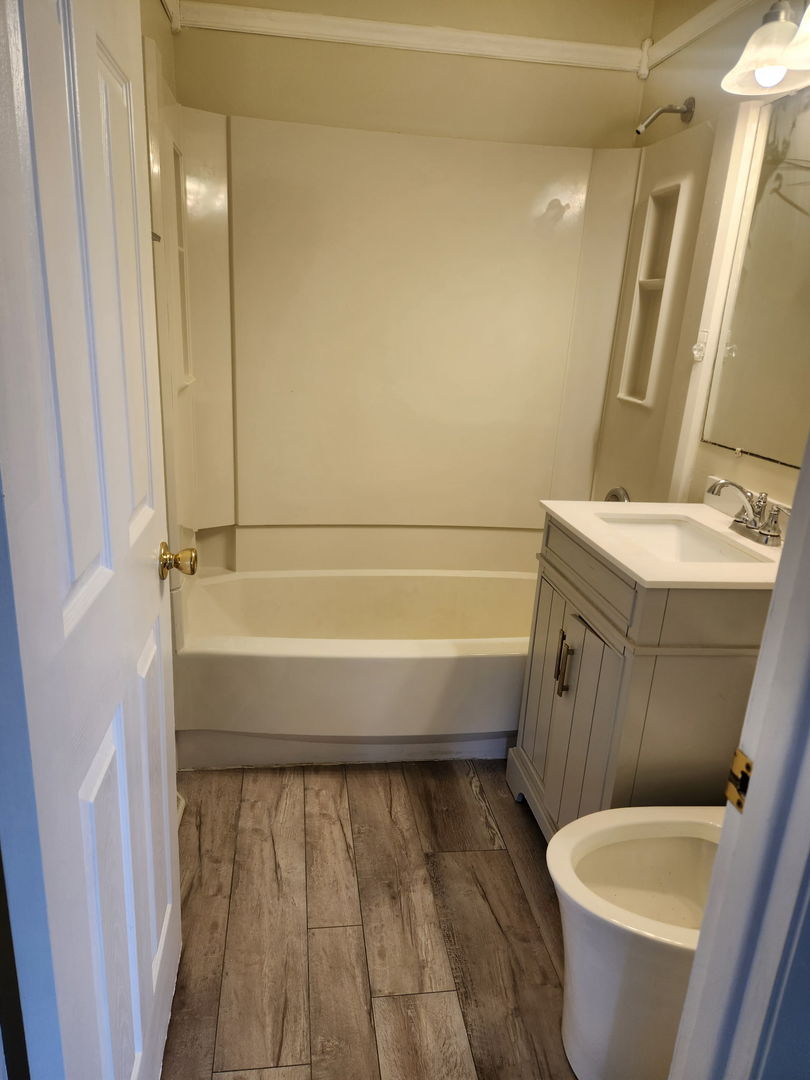 914 Oakleaf Avenue Property Photo 17