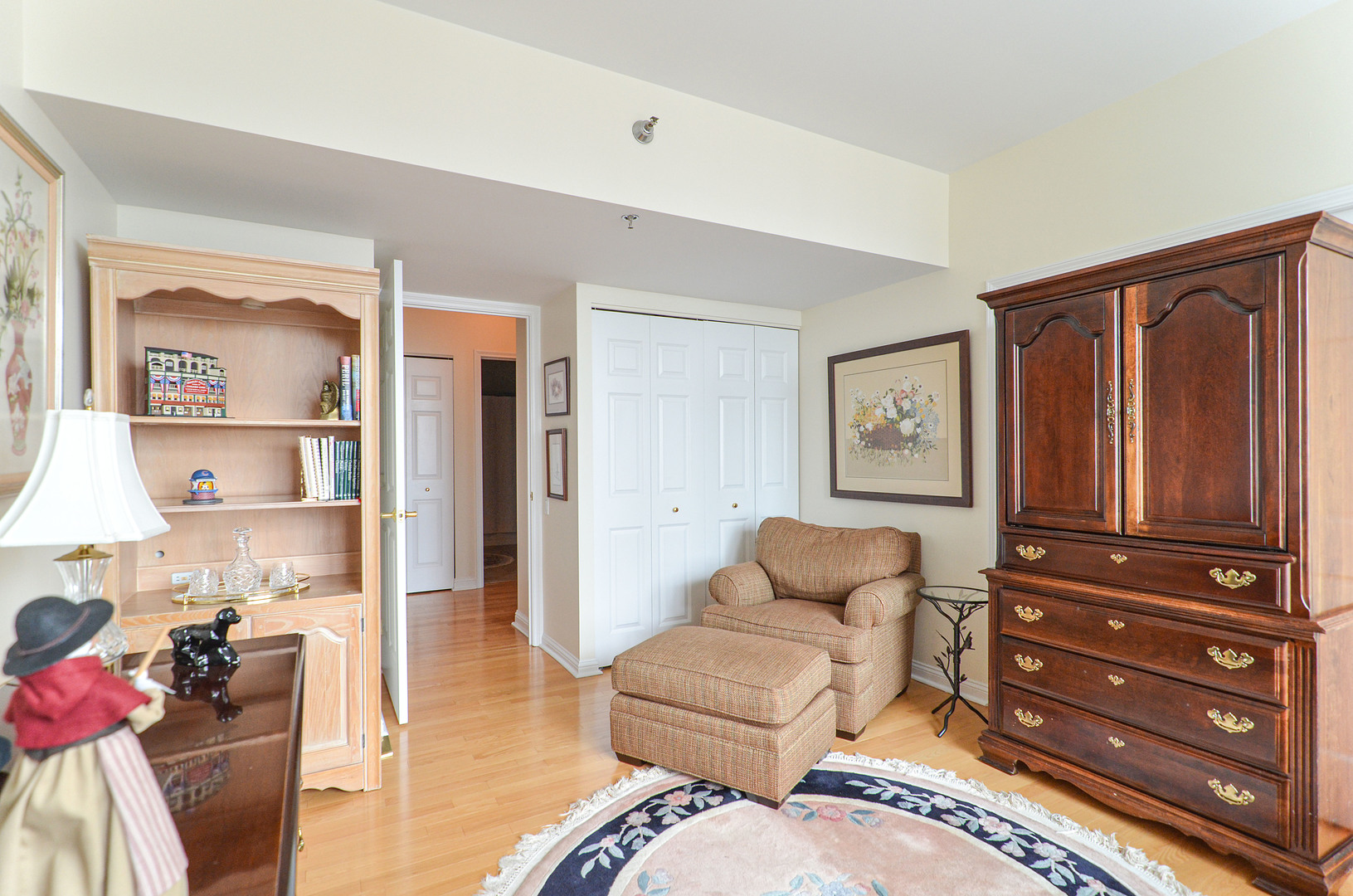 25 E Superior Street 3701 Property Photo 18