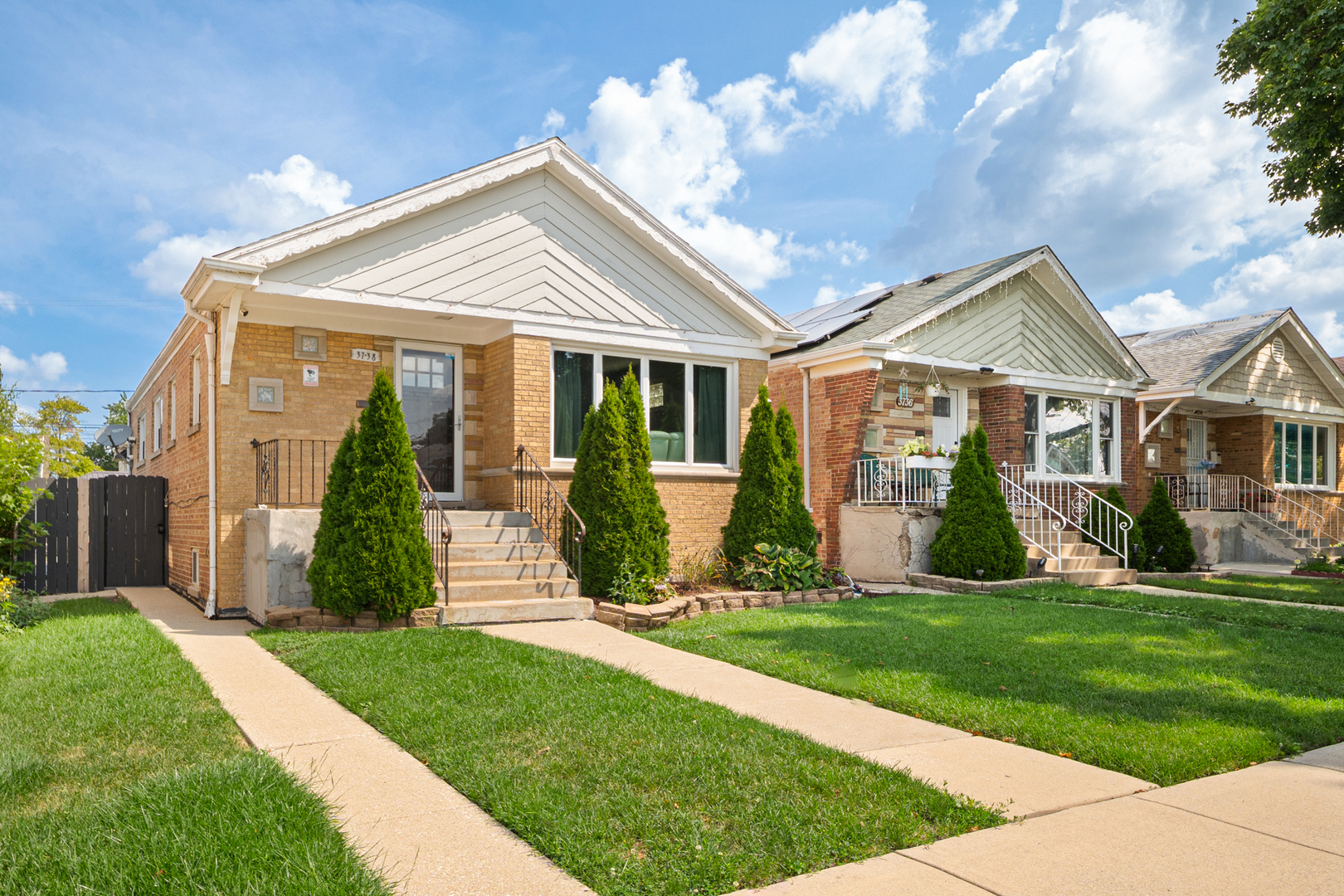3738 W 83rd Place Property Photo 3
