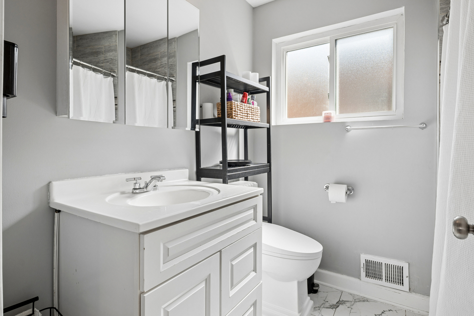 3738 W 83rd Place Property Photo 16