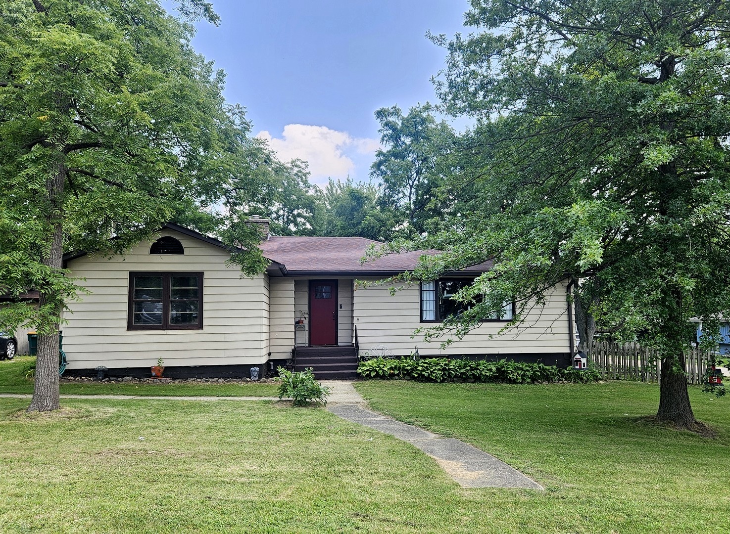 525 Prairie Street Property Photo 1