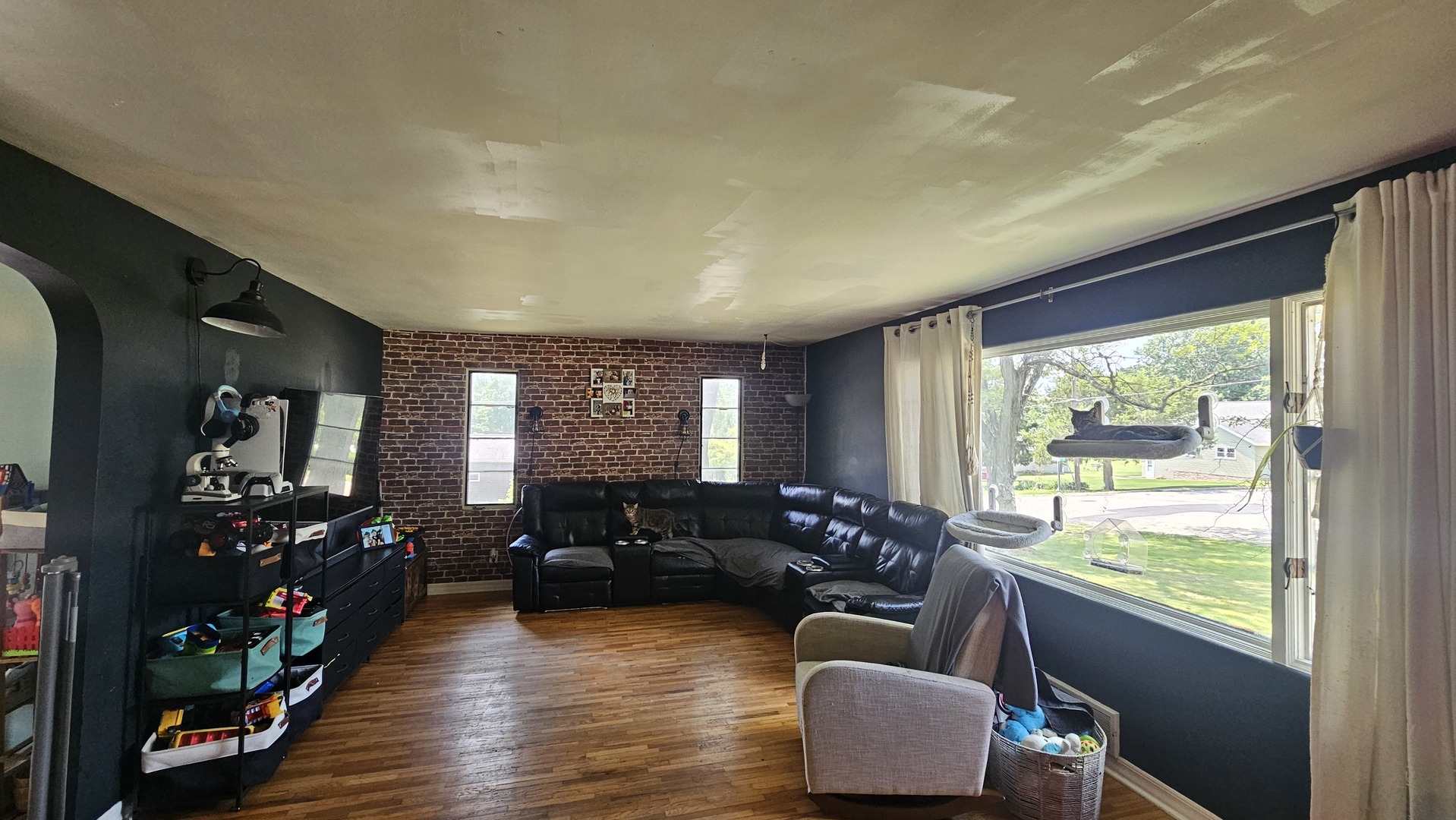 525 Prairie Street Property Photo 4