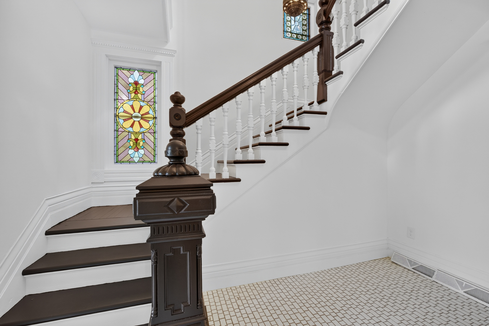 860 Best Street Property Photo 26
