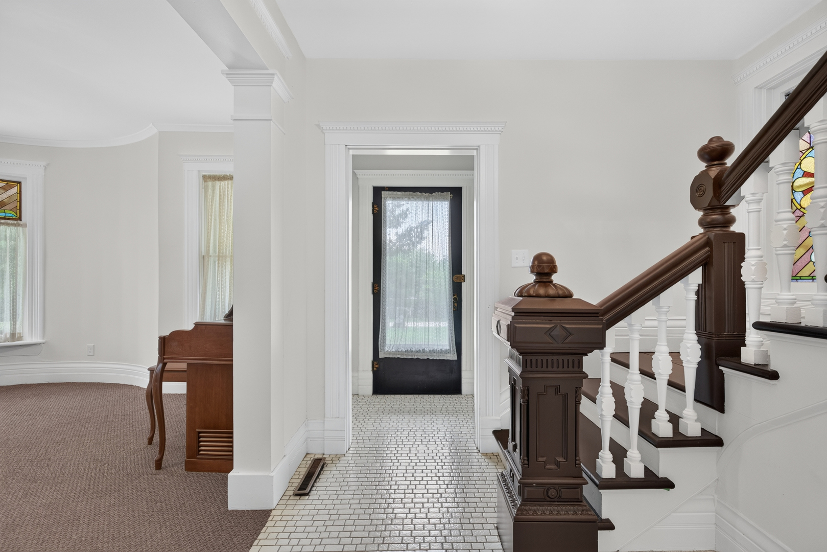 860 Best Street Property Photo 28
