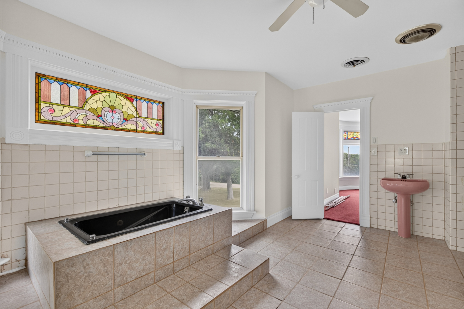 860 Best Street Property Photo 31