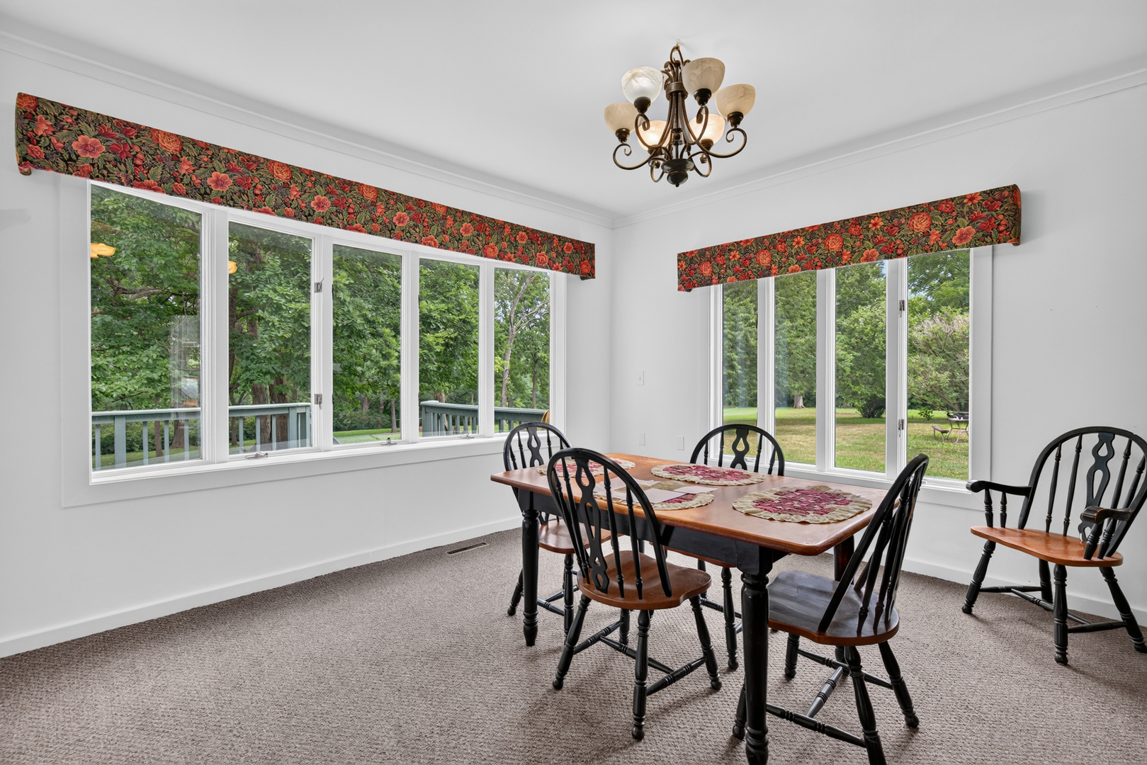 860 Best Street Property Photo 46
