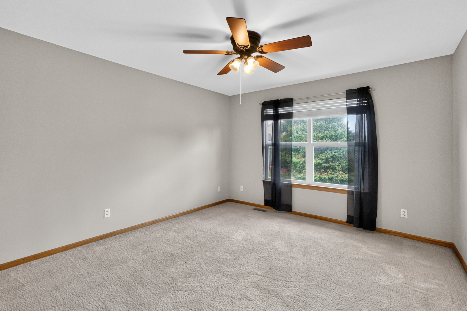 1110 Rose Drive Property Photo 20