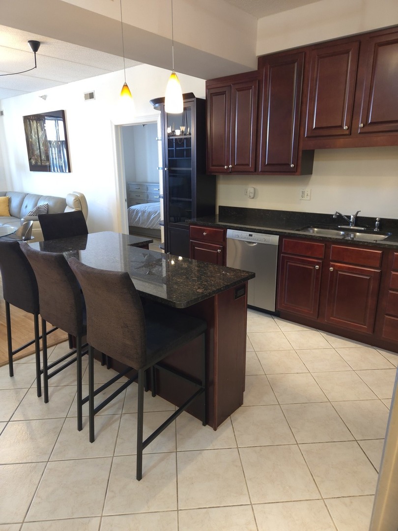 4330 N Neva Avenue 305 Property Photo 4
