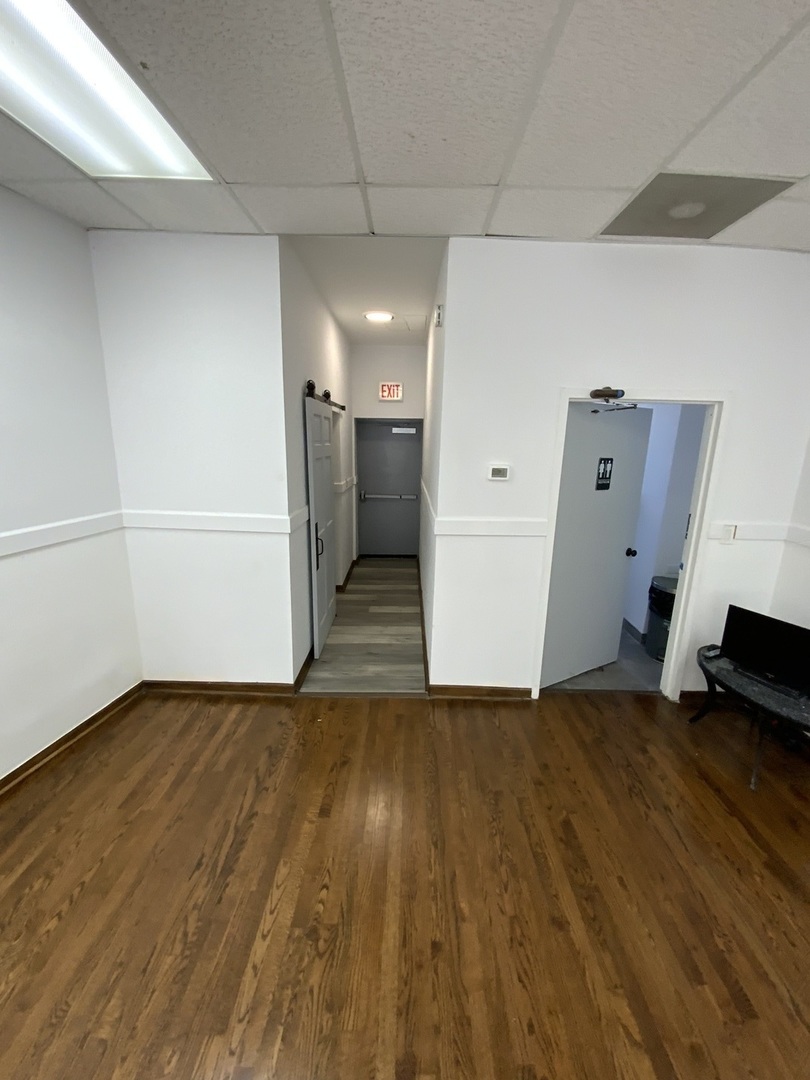516 E 43rd Street Property Photo 10