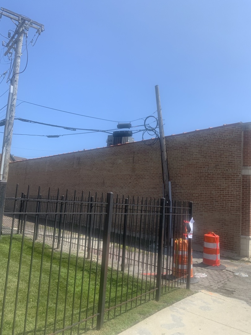 516 E 43rd Street Property Photo 14