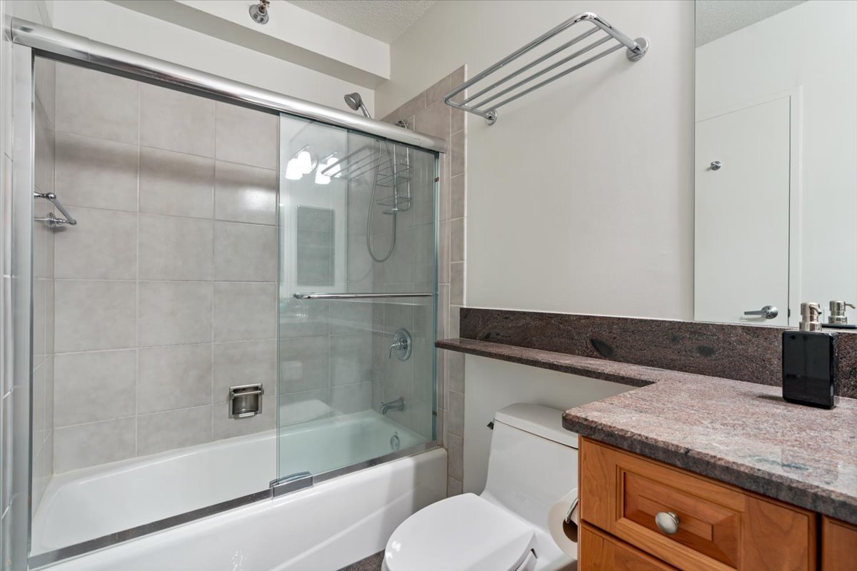 512 N Mcclurg Court 4309 Property Photo 17