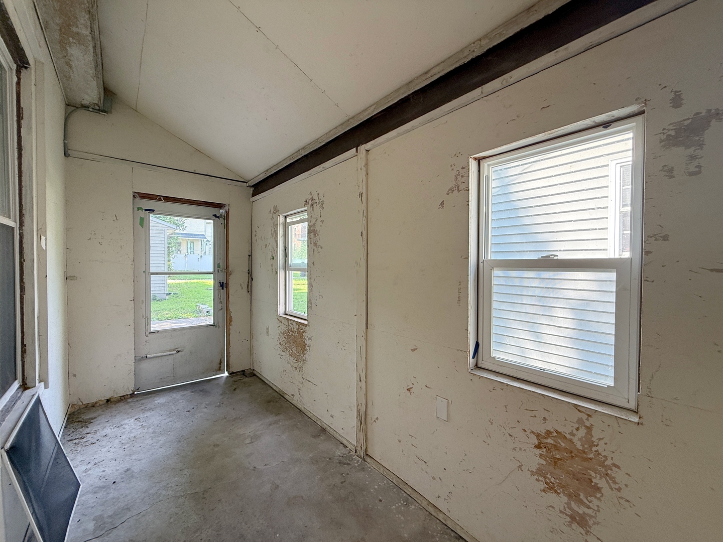 2218 6th Avenue Property Photo 18