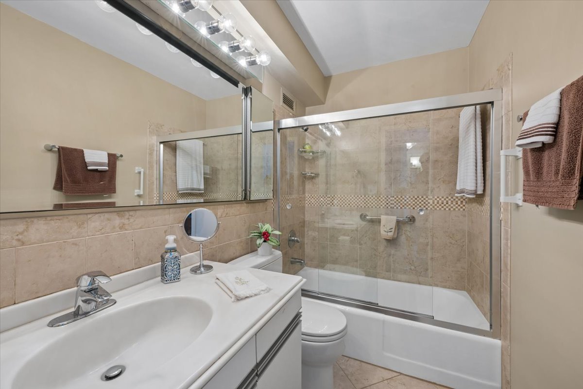3440 N Lake Shore Drive 5g Property Photo 19