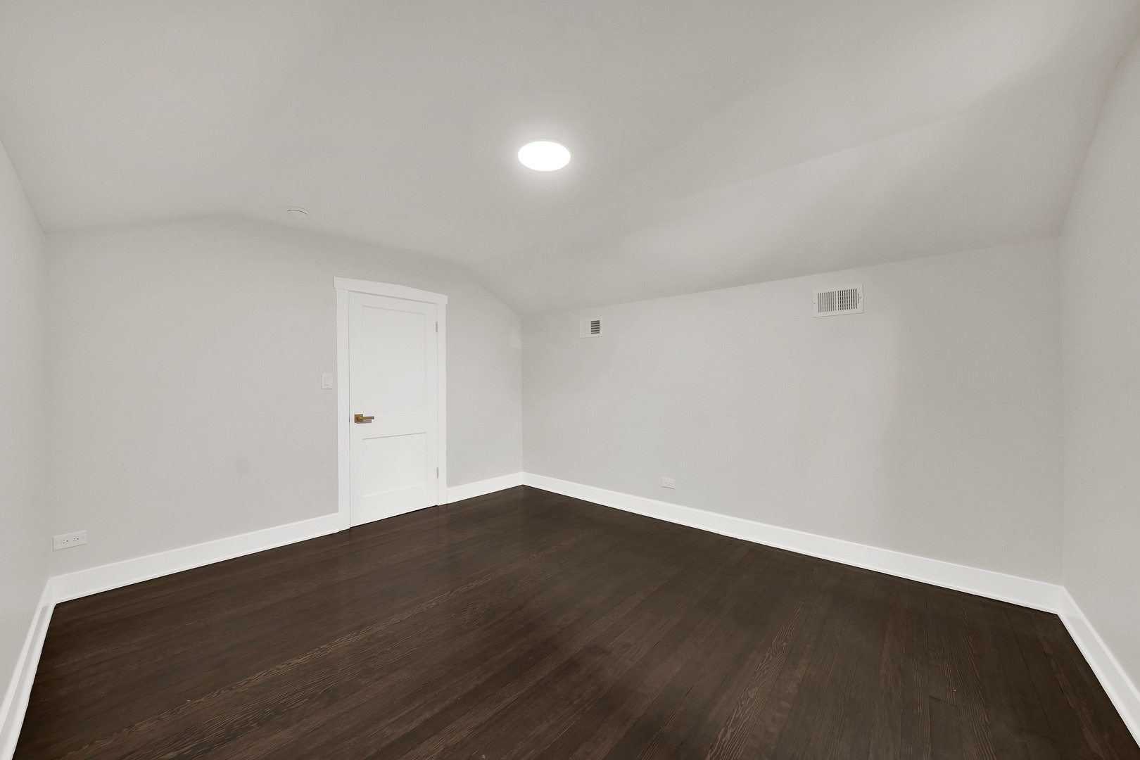5626 N Miltimore Avenue Property Photo 26