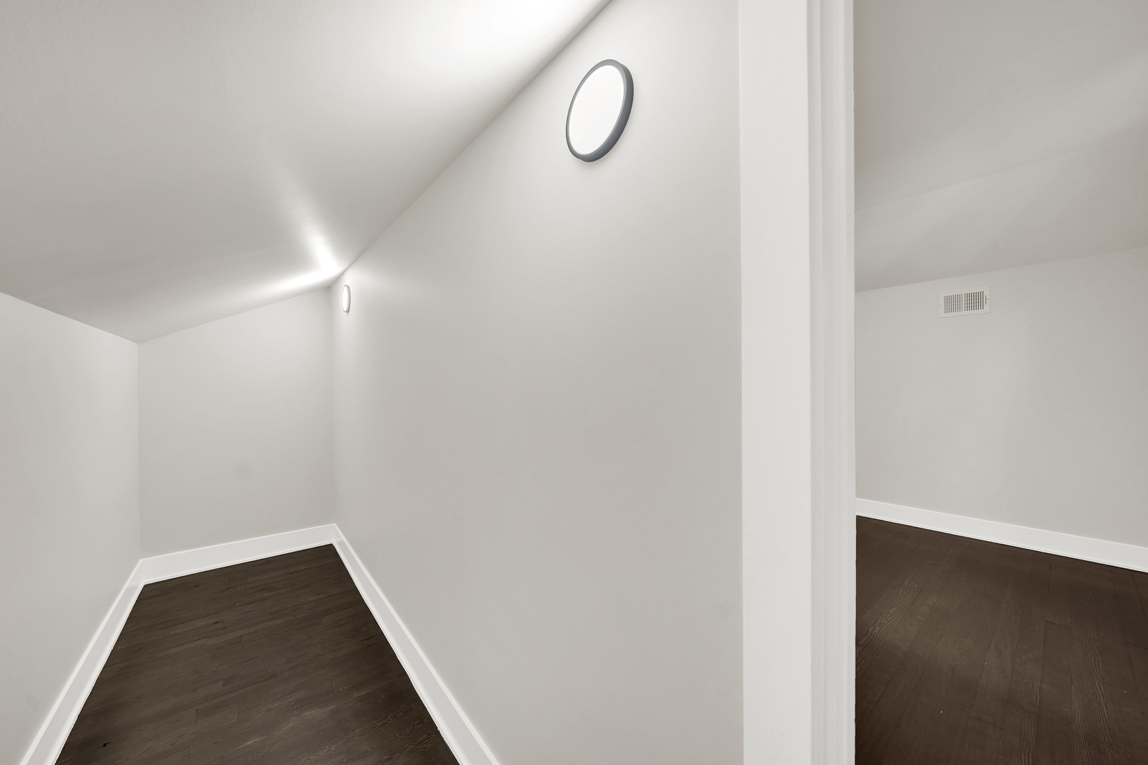5626 N Miltimore Avenue Property Photo 27