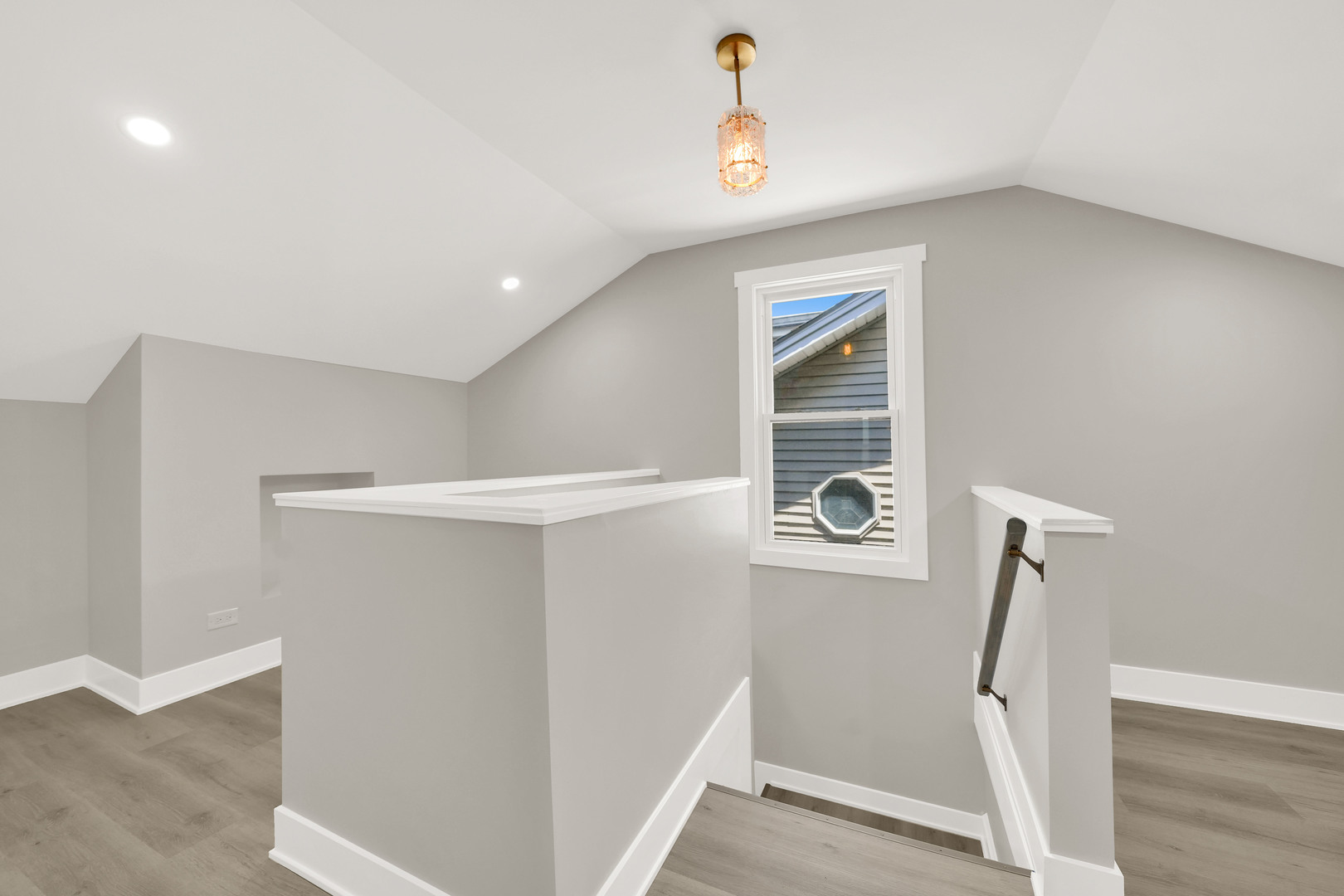 5626 N Miltimore Avenue Property Photo 28
