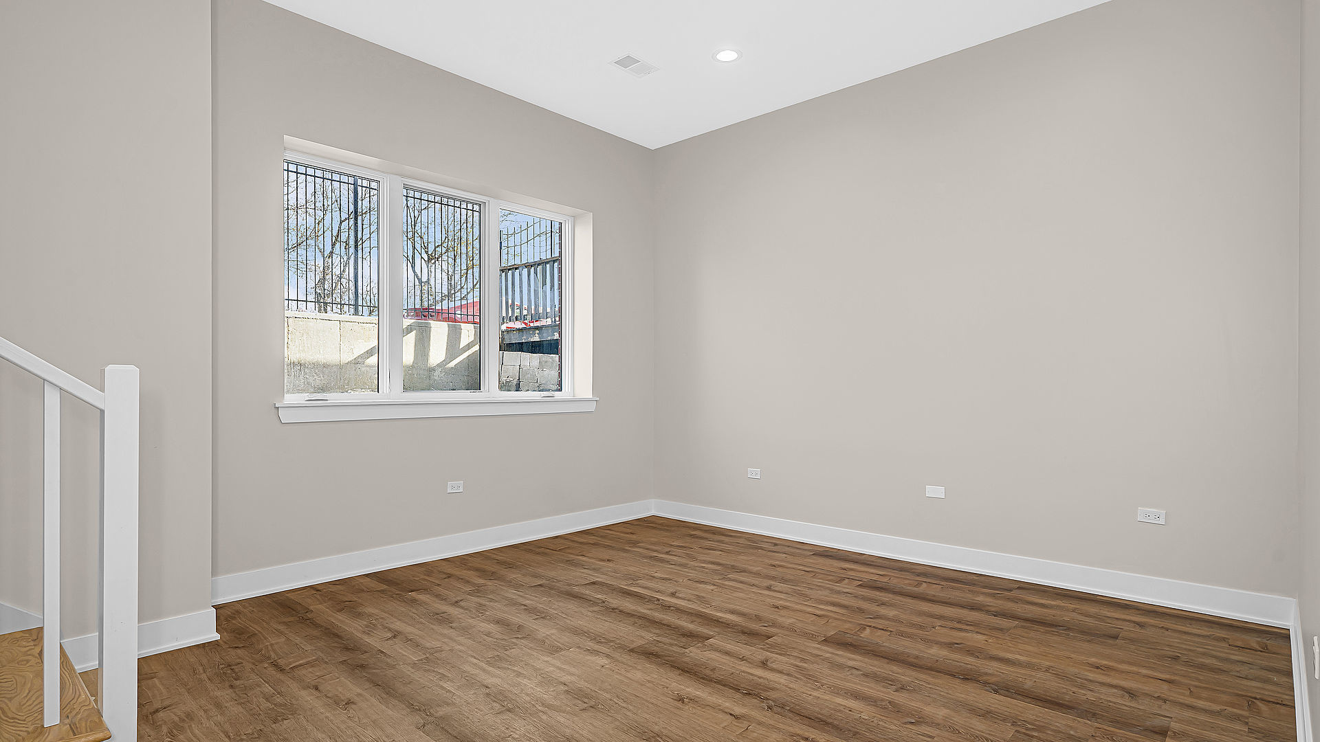 1815 W 19th Street Property Photo 5