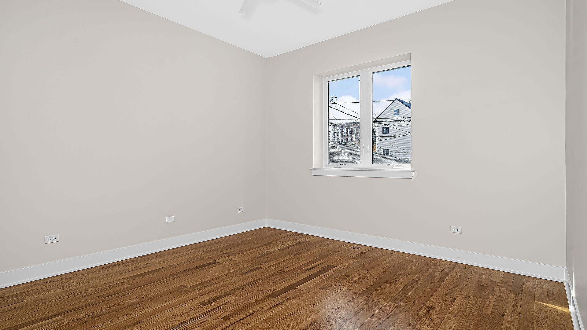 1815 W 19th Street Property Photo 8