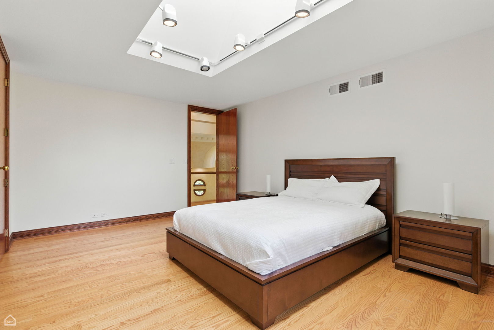 260 Beech Street Property Photo 55