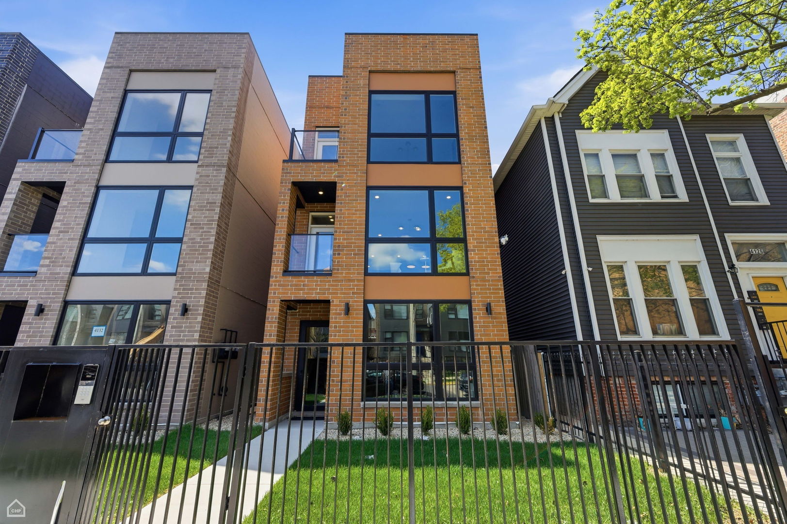 4130 S Calumet Avenue Property Photo 1