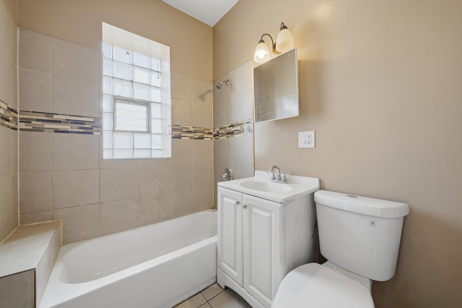 1516 S Kildare Avenue Property Photo 10