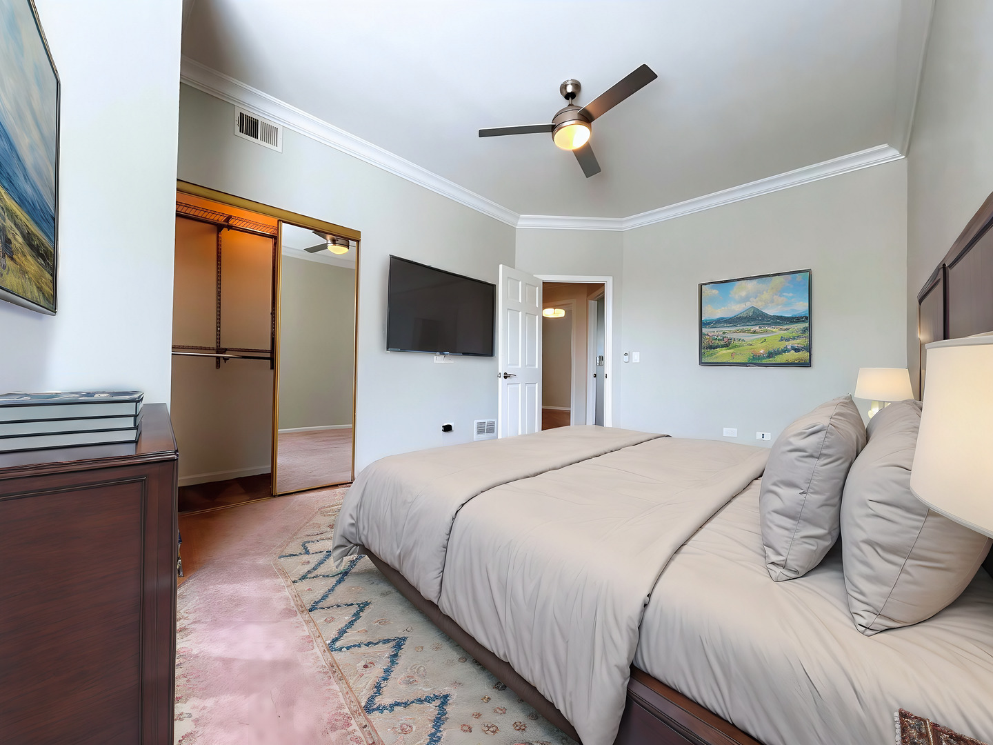 4240 S Calumet Avenue Property Photo 104