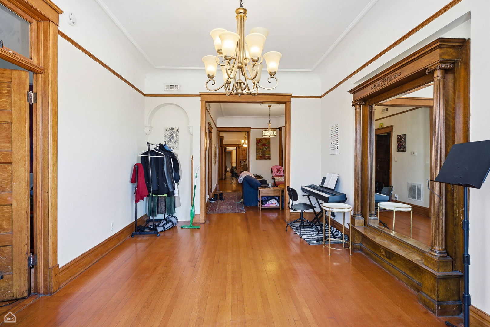 4734-36 S Prairie Avenue Property Photo 25