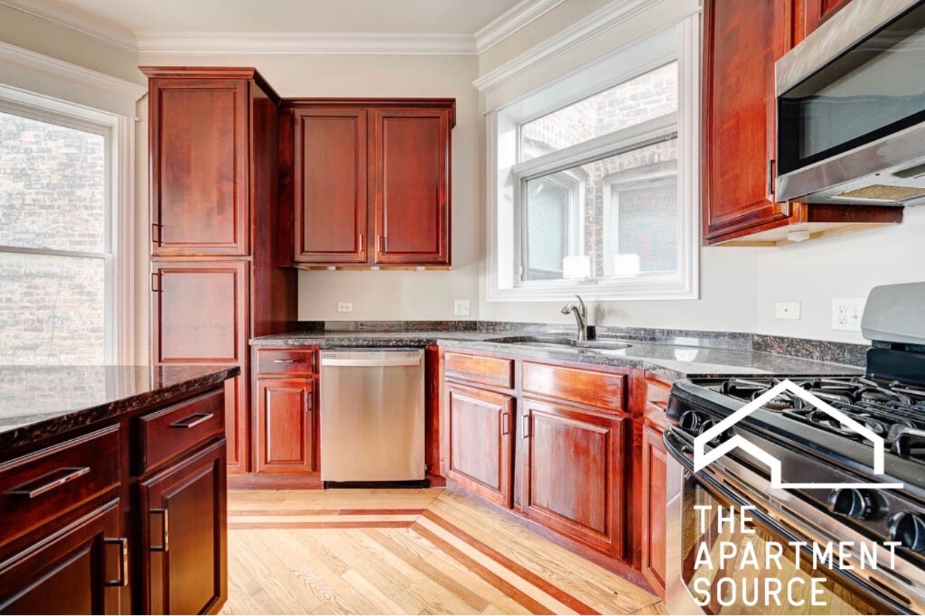 4734-36 S Prairie Avenue Property Photo 43