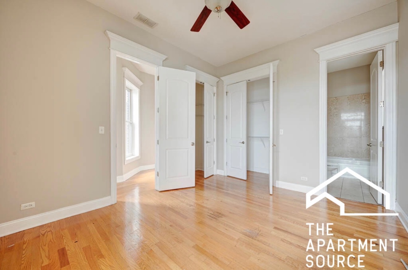 4734-36 S Prairie Avenue Property Photo 46