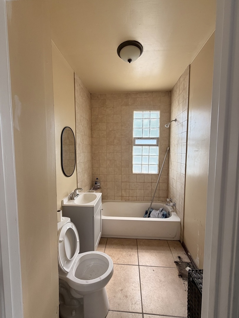 1400 W 72nd Place Property Photo 10