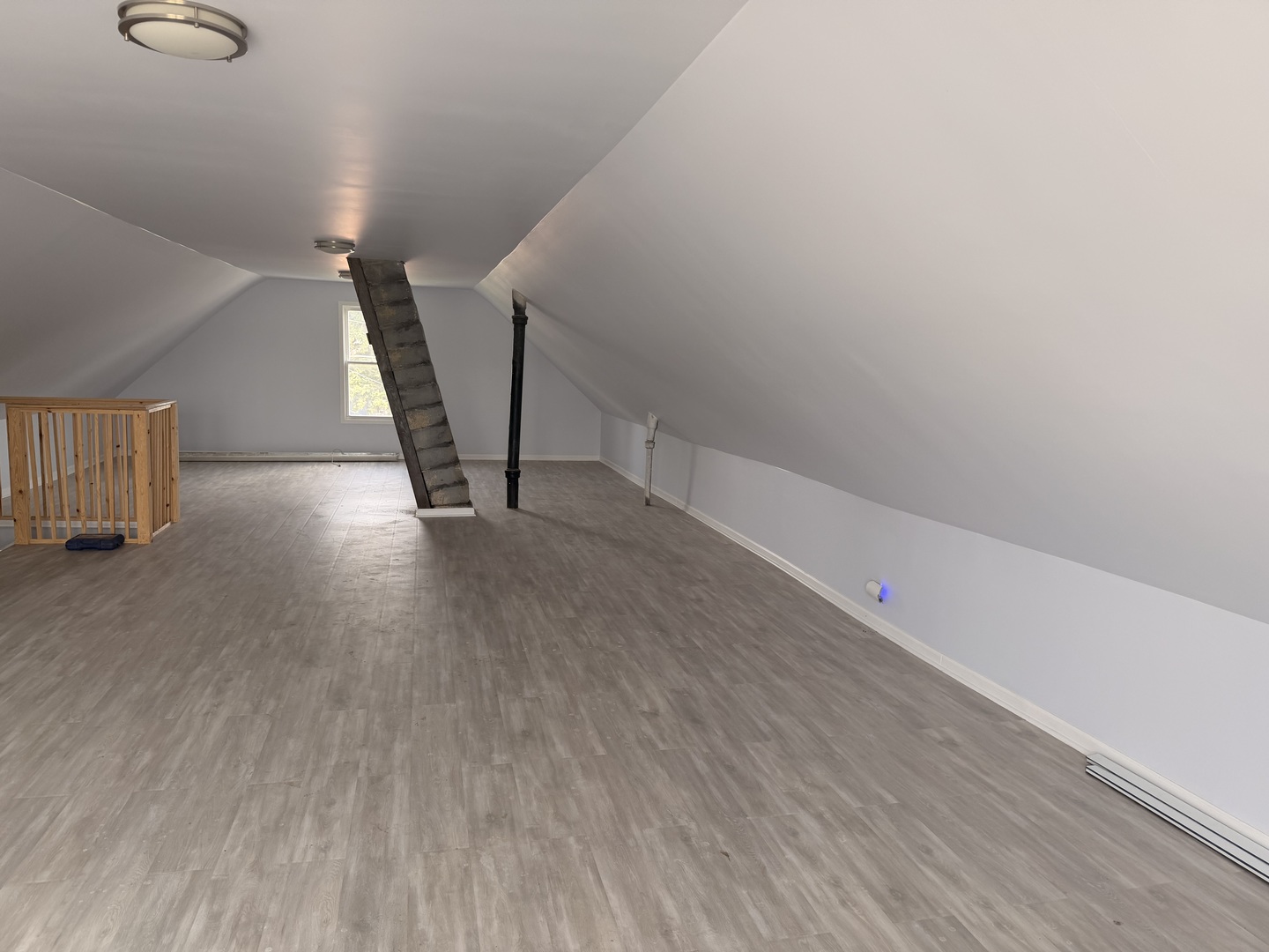 1400 W 72nd Place Property Photo 14