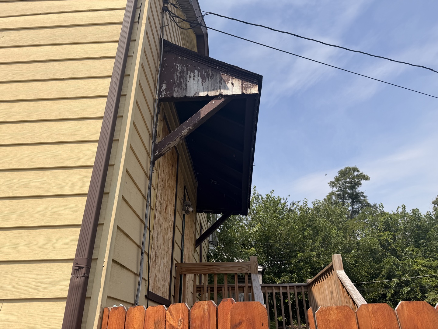 1400 W 72nd Place Property Photo 17