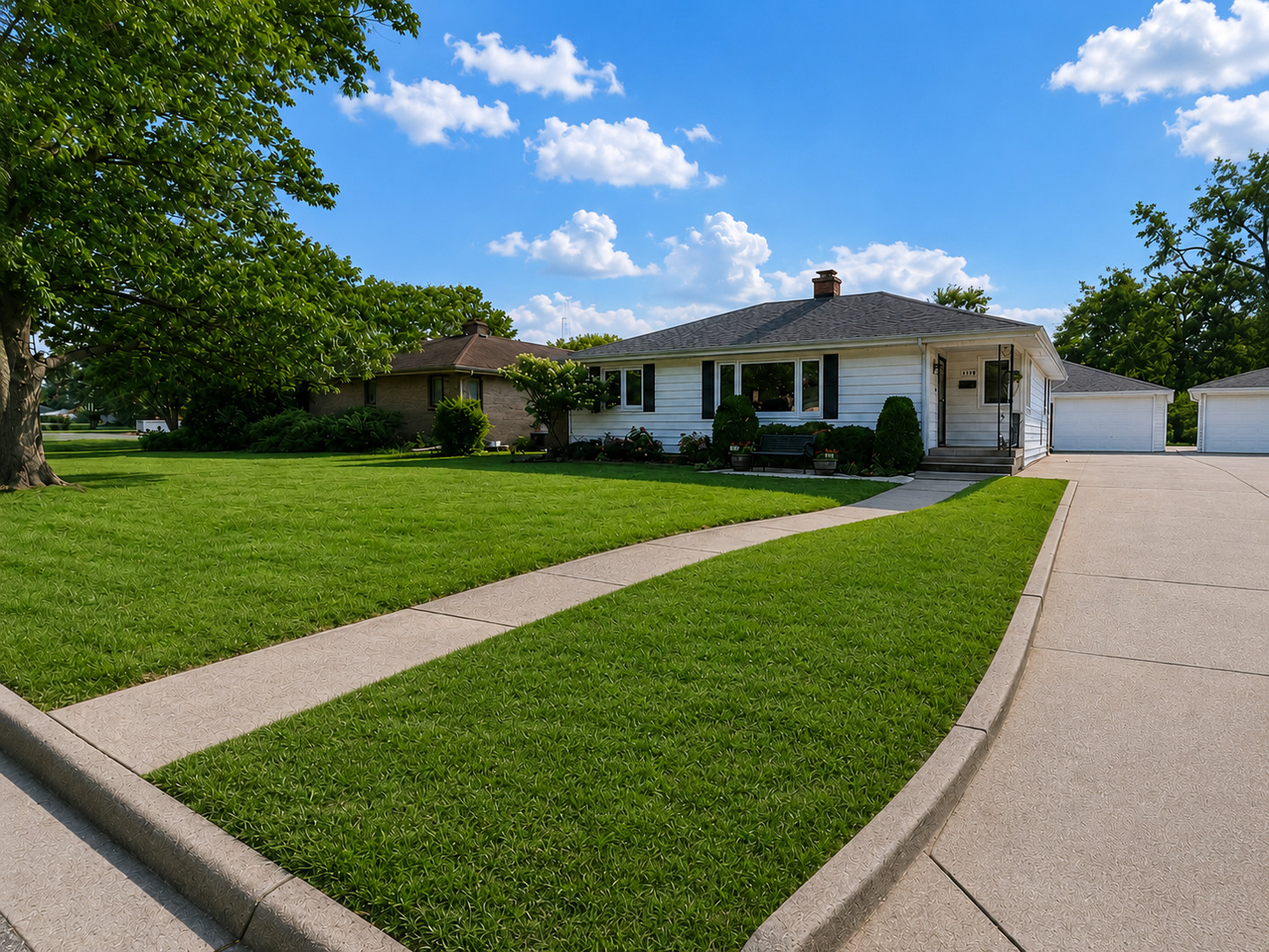 1235 Grandview Avenue Property Photo 1
