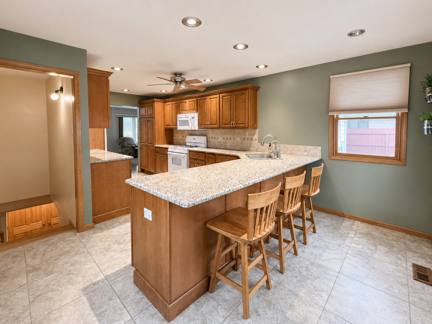 1235 Grandview Avenue Property Photo 12