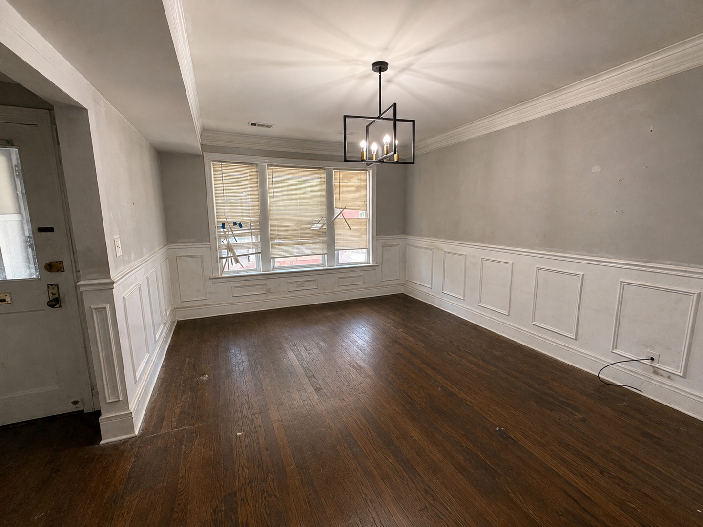 7638 S Carpenter Street Property Photo 14