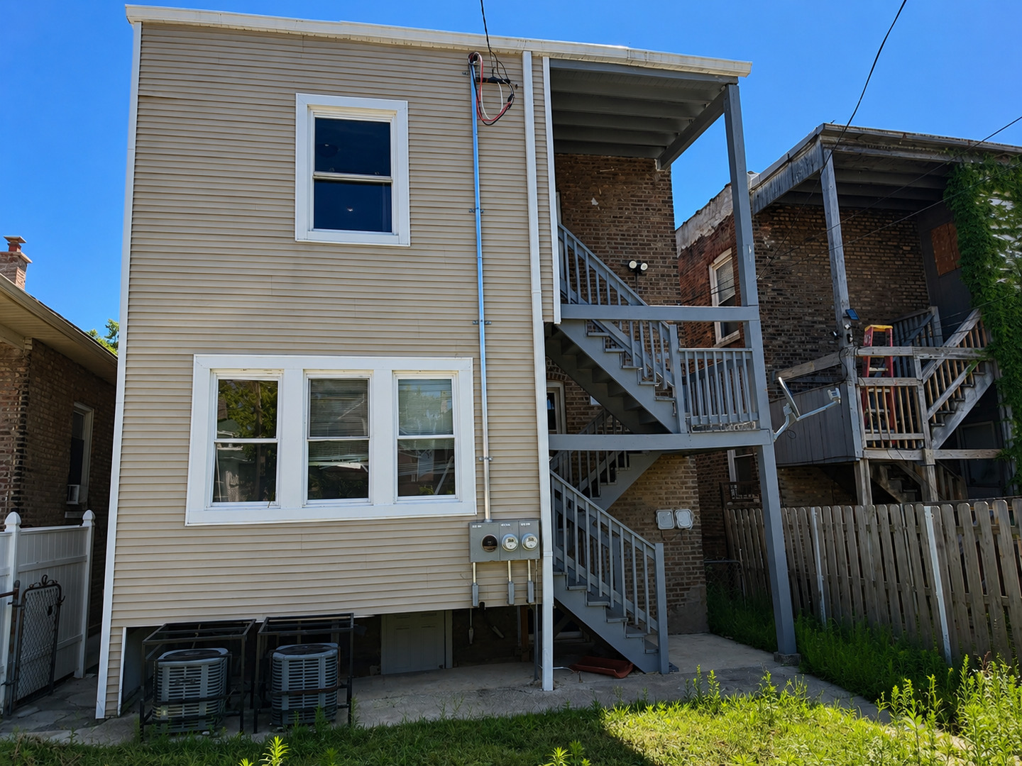 7638 S Carpenter Street Property Photo 17