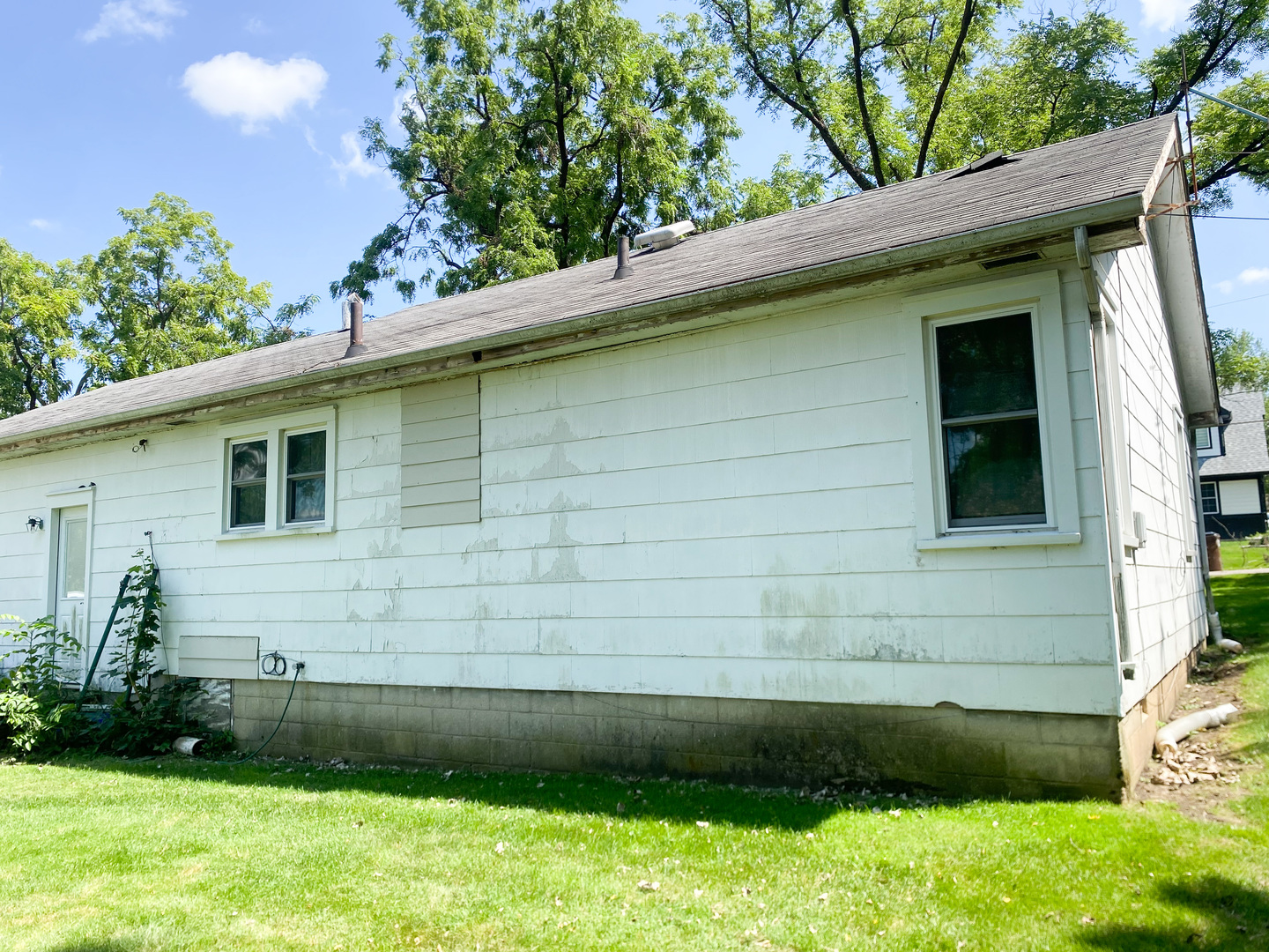 10844 Carpenter Street Property Photo 2