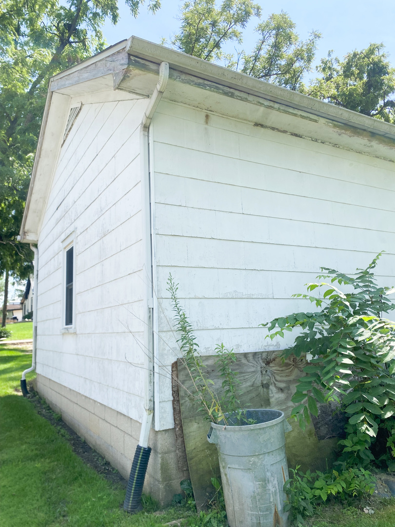 10844 Carpenter Street Property Photo 18