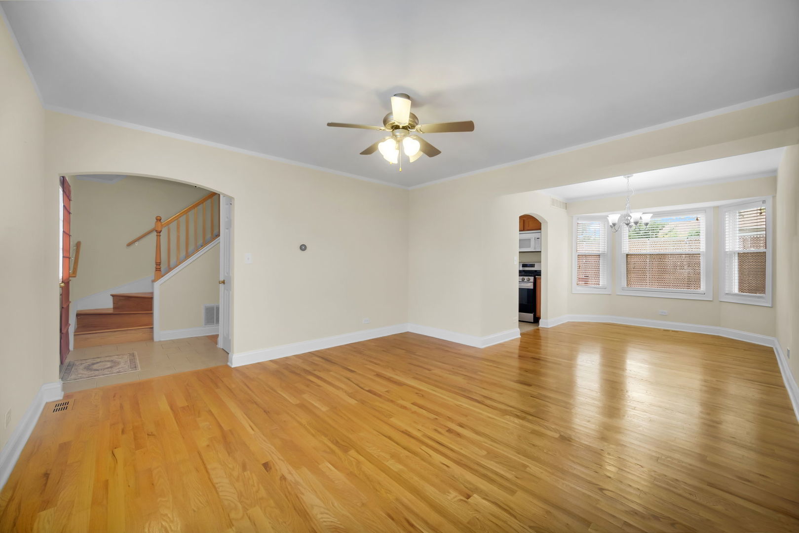 2575 Prairieview Lane Property Photo 5