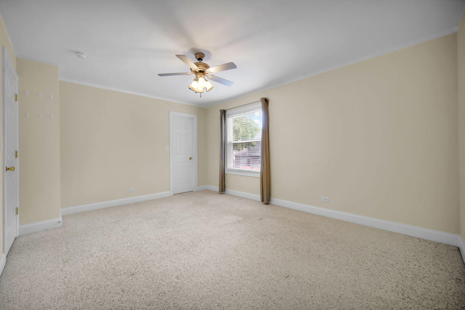 2575 Prairieview Lane Property Photo 19