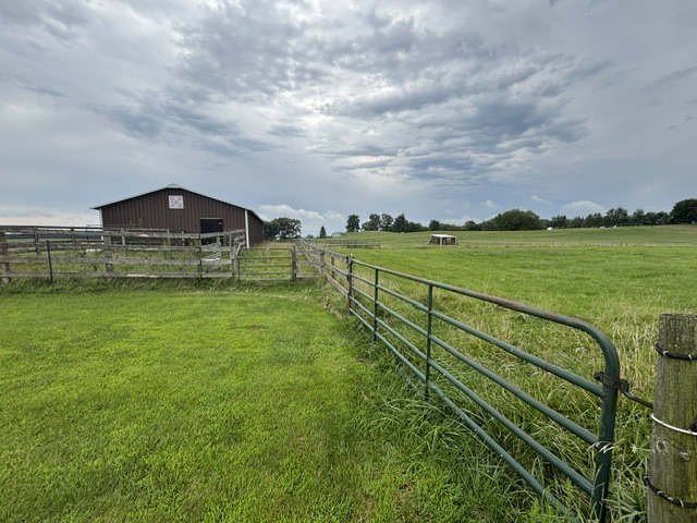 8295 Hurd Road Property Photo 6