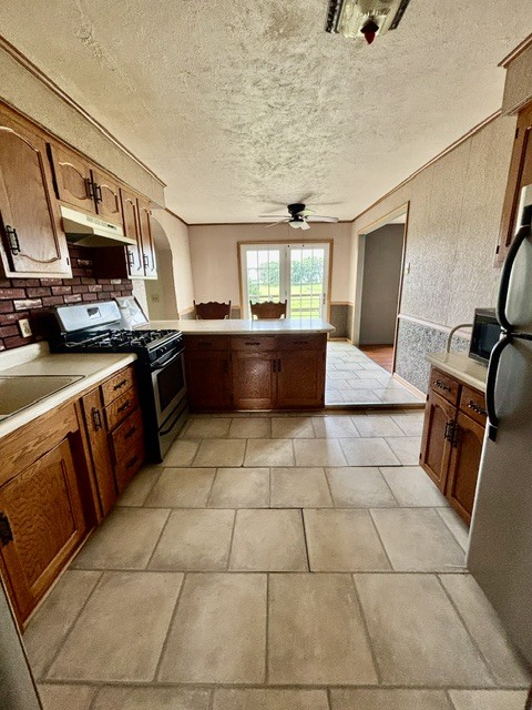 8295 Hurd Road Property Photo 17