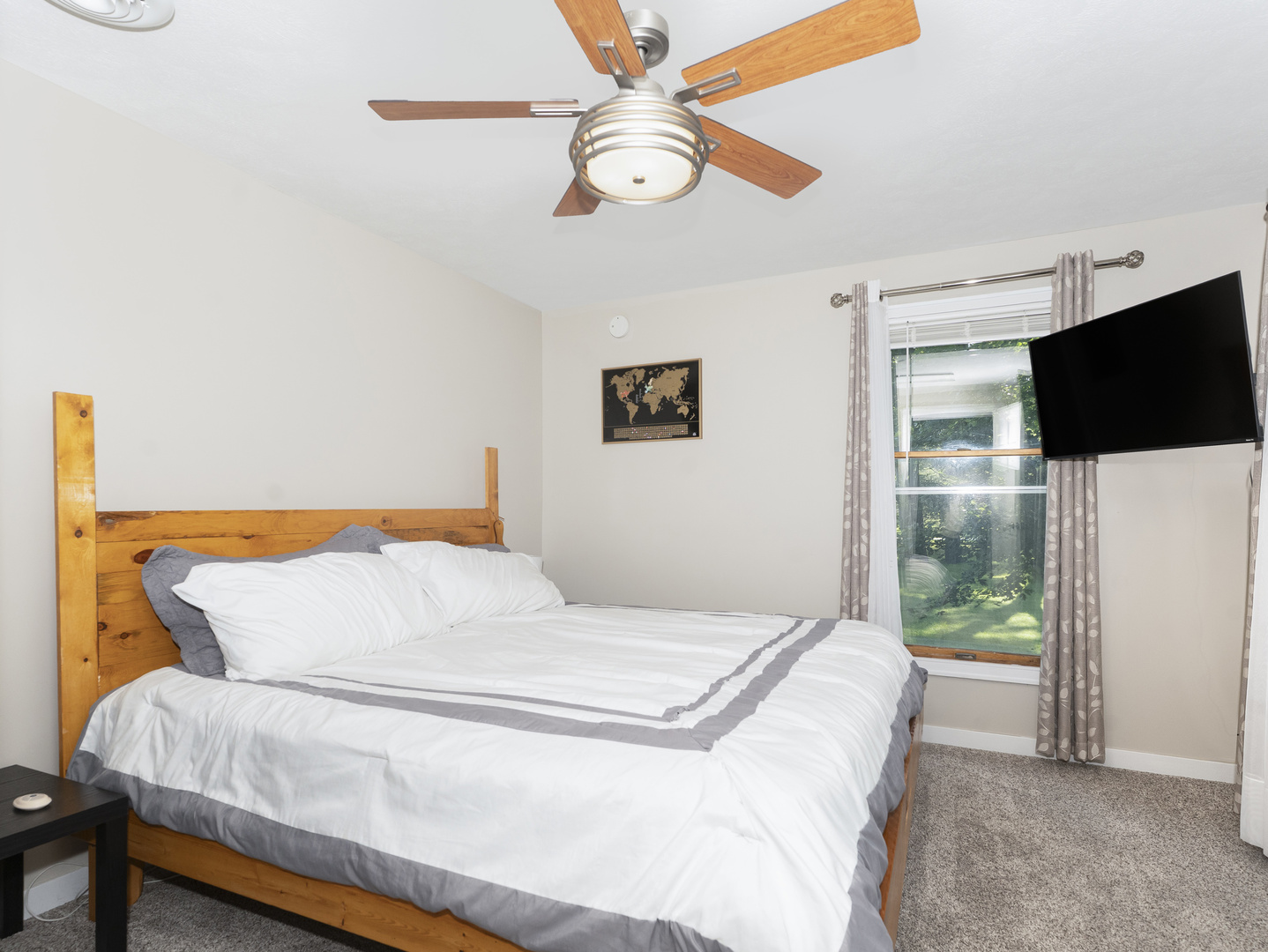 101 E White Street Property Photo 15