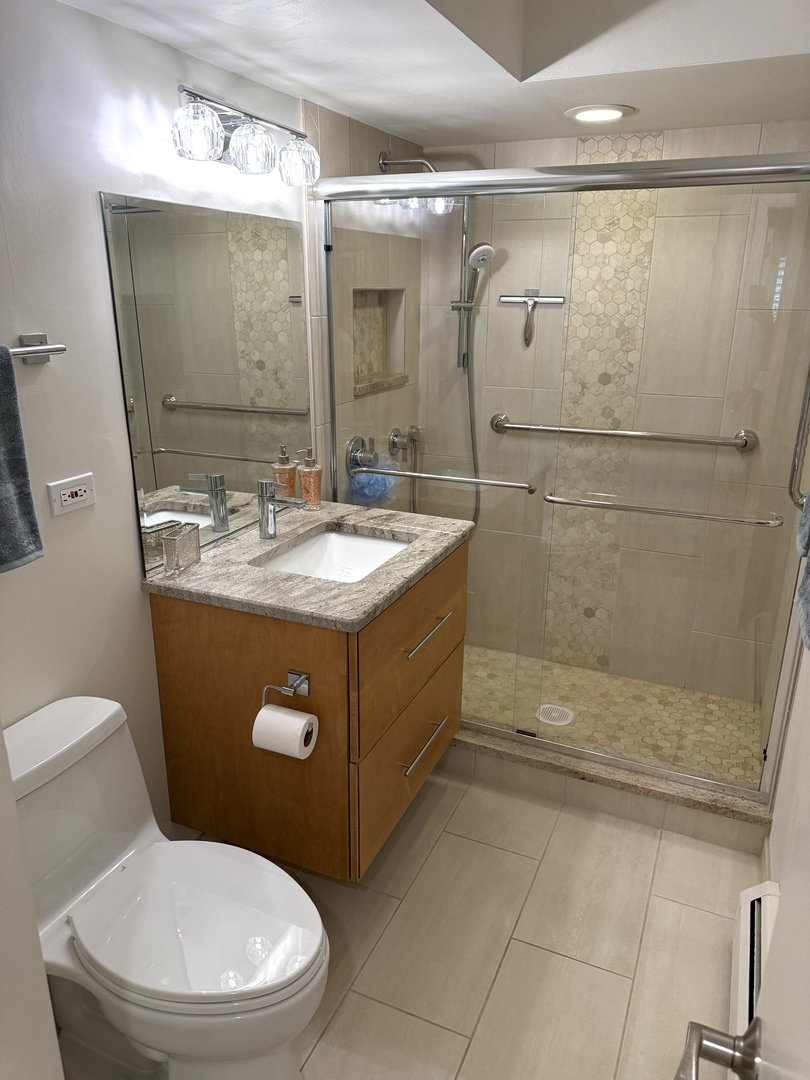 927 8th Avenue 8 Property Photo 16