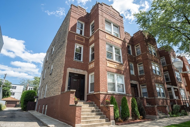 2623 N Hamlin Avenue Property Photo 1