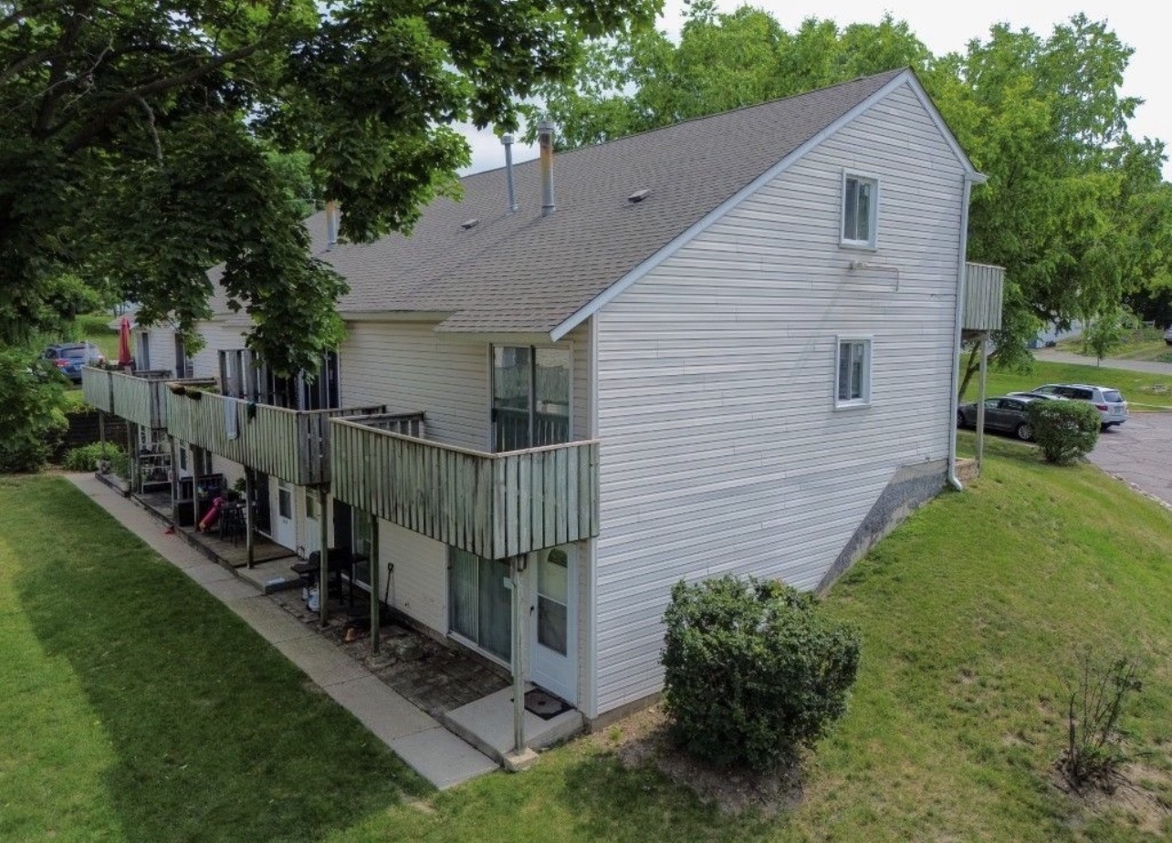 89 Maude Avenue Property Photo 1